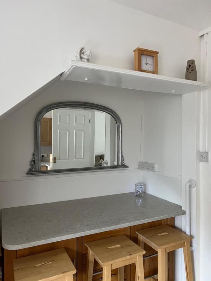 2 Bed Cottage Chester Eksteriør billede
